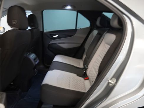 Used 2023 Chevrolet Equinox LS w/ LS Convenience Package FWD image 27