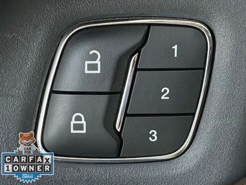 Used 2023 Ford Expedition Limited image 26