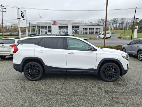 Used 2021 GMC Terrain SLT w/ Infotainment Package II image 7