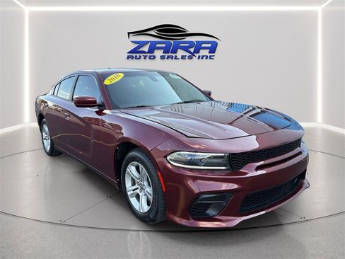 Used 2019 Dodge Charger SXT RWD image 9