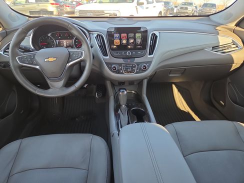 Used 2017 Chevrolet Malibu Premier w/ Premier Sun and Wheel Package image 19