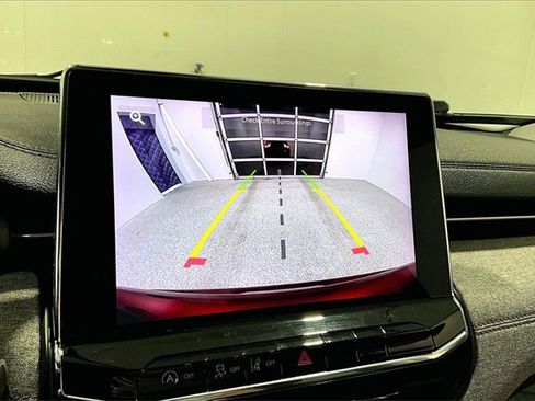 Used 2022 Jeep Compass Latitude image 14