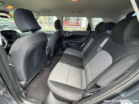 Used 2020 Kia Soul EX image 22