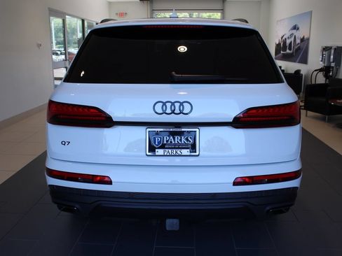 Certified 2025 Audi Q7 2.0T Premium Plus AWD/4WD image 27