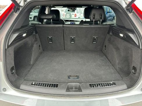 Used 2023 Cadillac XT4 Premium Luxury image 5