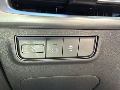 Used 2025 Hyundai Santa Cruz SEL FWD image 26