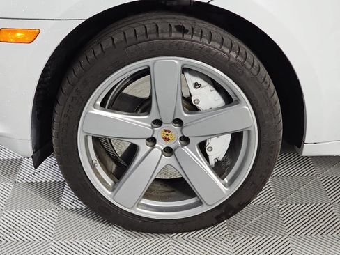 Used 2021 Porsche Macan Turbo AWD/4WD image 10
