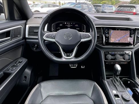 Used 2023 Volkswagen Atlas Cross Sport SEL Premium R-Line AWD/4WD image 8