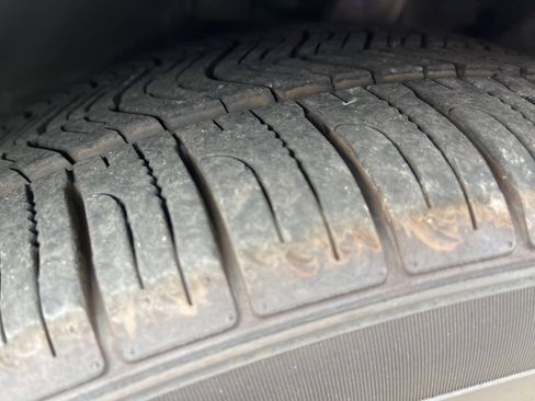 Used 2024 Volvo S60 B5 Core image 10