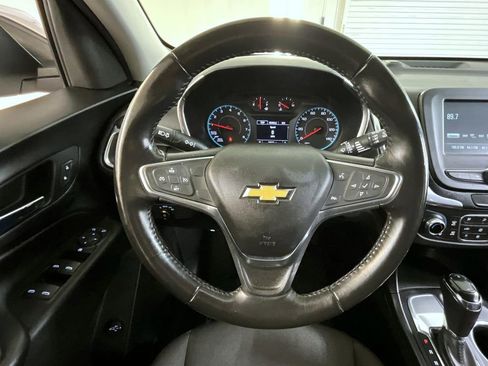 Certified 2018 Chevrolet Equinox LT FWD image 11