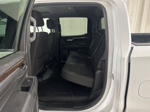 Used 2023 GMC Sierra 1500 SLE image 13