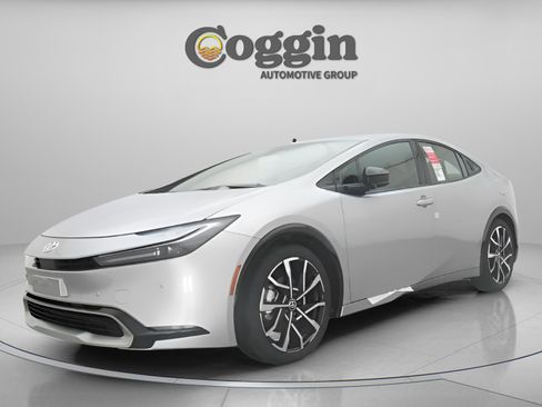 New 2026 Toyota Prius Plug-In Hybrid image 1