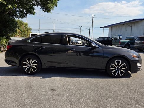 Used 2022 Chevrolet Malibu RS FWD image 6