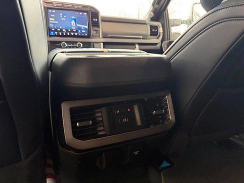 Used 2024 Ford F450 Platinum w/ FX4 Off-Road Package image 20