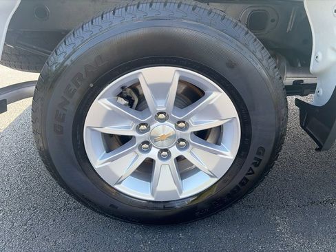 Used 2026 Chevrolet Silverado 1500 LT AWD/4WD image 13