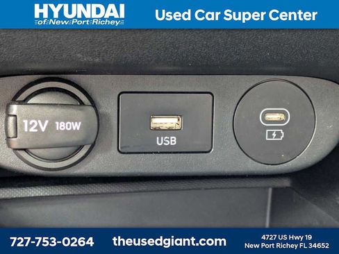 Certified 2024 Hyundai Elantra SE FWD image 21