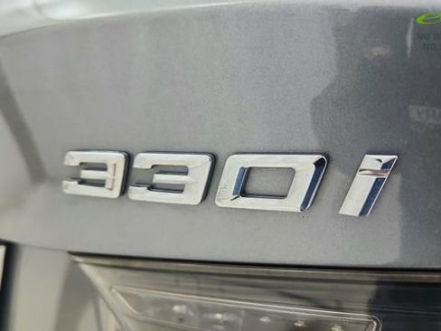 Used 2023 BMW 330i Sedan w/ Driving Assistance Package RWD image 18
