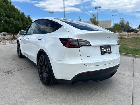 Used 2022 Tesla Model Y Performance AWD/4WD image 5