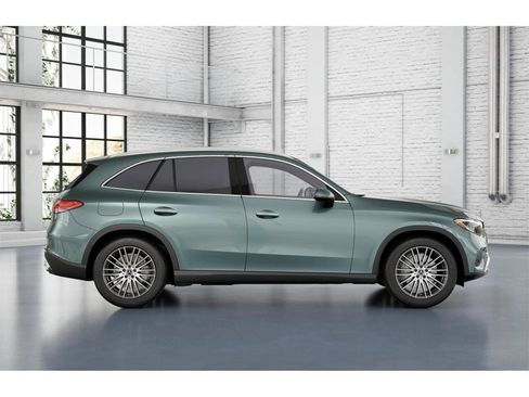 New 2026 Mercedes-Benz GLC 300 GLC 300 image 16