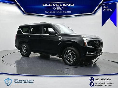 Used 2025 Nissan Armada Platinum AWD/4WD image 1