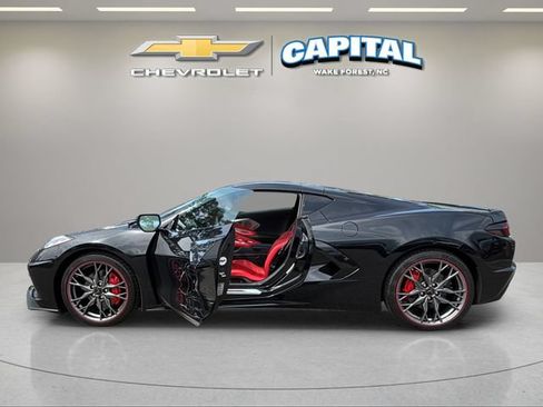 Used 2026 Chevrolet Corvette Stingray Preferred Cpe w/ 2LT RWD image 8
