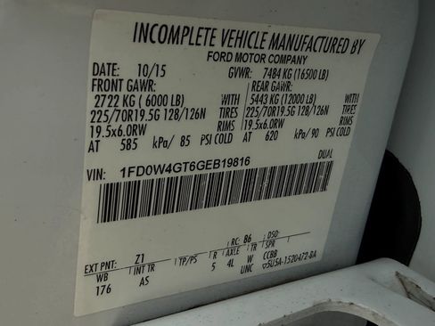 Used 2016 Ford F450 XL w/ Power Equipment Group image 30