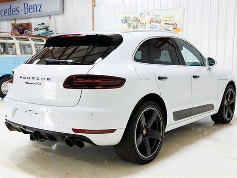 Used 2018 Porsche Macan GTS AWD/4WD image 18