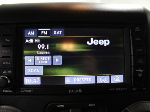 Used 2015 Jeep Wrangler Unlimited Sport w/ Quick Order Package 24S image 12