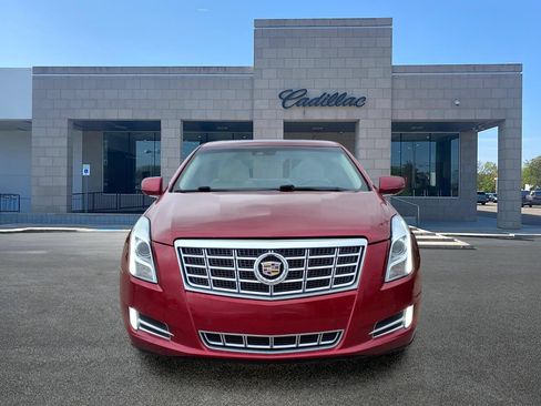 Used 2013 Cadillac XTS Premium FWD image 2