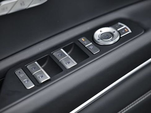 Certified 2025 Genesis GV80 2.5T Standard image 16