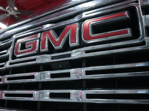 Used 2024 GMC Sierra 1500 Denali AWD/4WD image 42