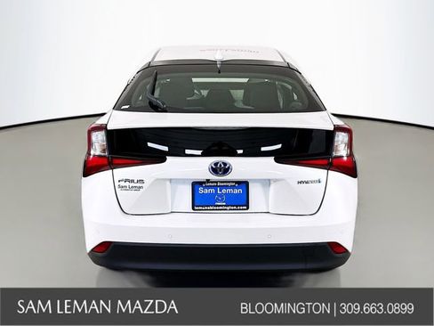Used 2022 Toyota Prius LE FWD image 6