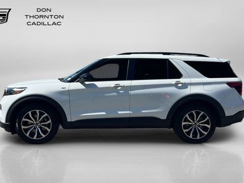 Used 2023 Ford Explorer ST-Line w/ Class IV Trailer Tow Package RWD image 2