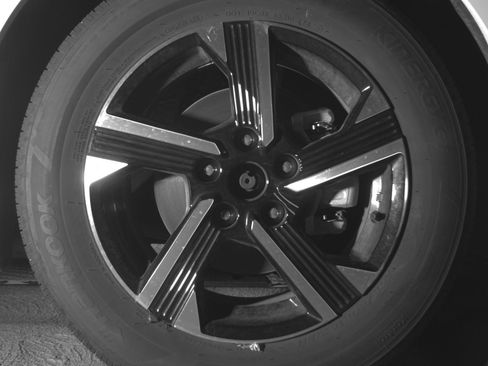 Used 2025 Nissan Sentra SV image 13