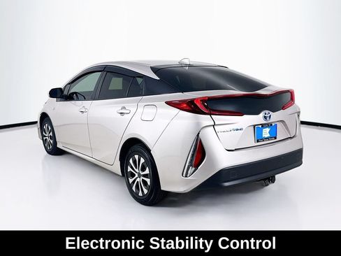 Used 2021 Toyota Prius Prime LE FWD image 5