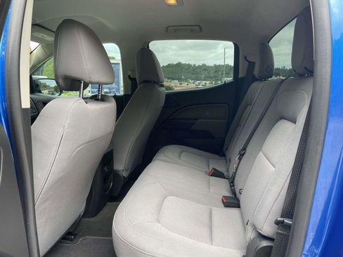 Used 2018 Chevrolet Colorado W/T w/ WT Convenience Package RWD image 3