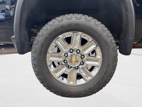 Used 2024 Chevrolet Silverado 3500 High Country w/ High Country Premium Package image 58