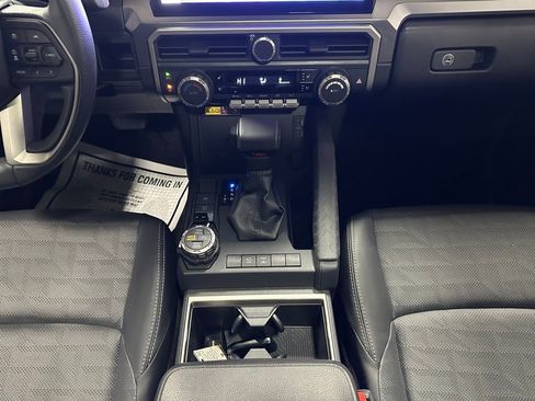 Used 2025 Toyota 4Runner TRD Off-Road Premium image 37