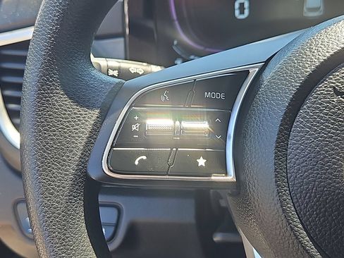 Certified 2025 Kia Seltos LX AWD/4WD image 19