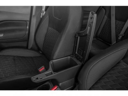 Used 2021 Nissan Kicks S image 17