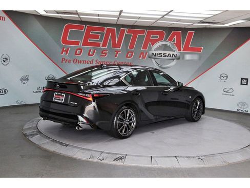 Used 2024 Lexus IS 350 F Sport RWD image 5