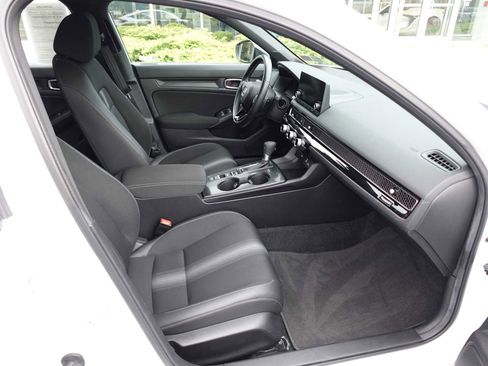 Used 2024 Honda Civic Sport image 30