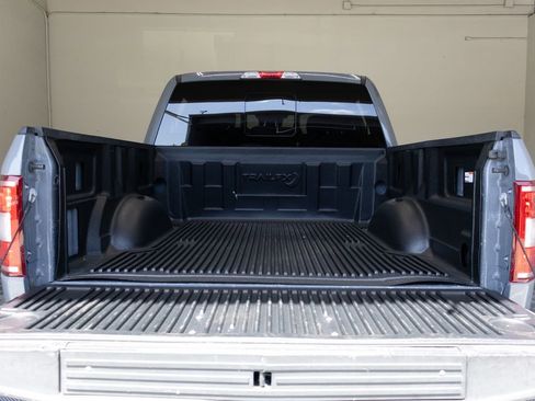 Used 2020 Ford F150 XLT w/ Equipment Group 302A Luxury AWD/4WD image 16