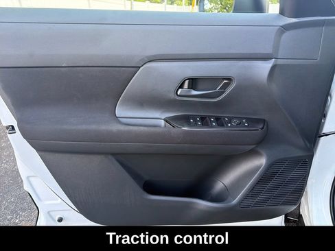 Used 2025 Nissan Kicks S FWD image 12