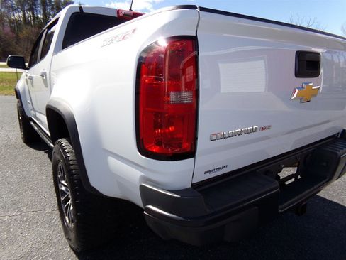 Used 2018 Chevrolet Colorado ZR2 image 9