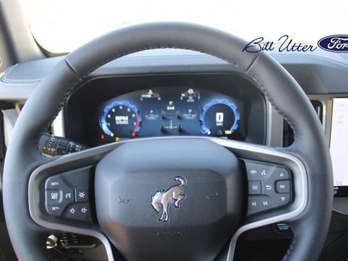 New 2026 Ford Bronco Outer Banks AWD/4WD image 17