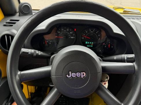 Used 2009 Jeep Wrangler Unlimited X RWD image 47
