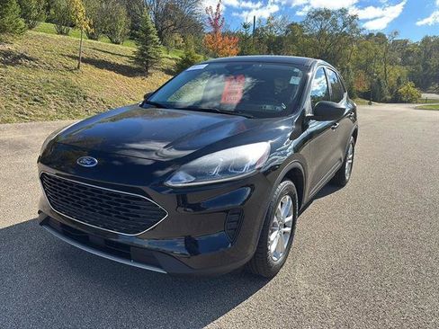 Certified 2022 Ford Escape SE w/ Convenience Package image 8