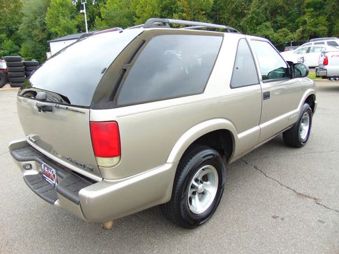Used 2002 Chevrolet Blazer LS w/ Preferred Equipment Group image 40