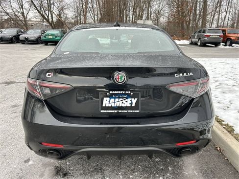 New 2025 Alfa Romeo Giulia Intensa w/ Driving Assist Package image 16